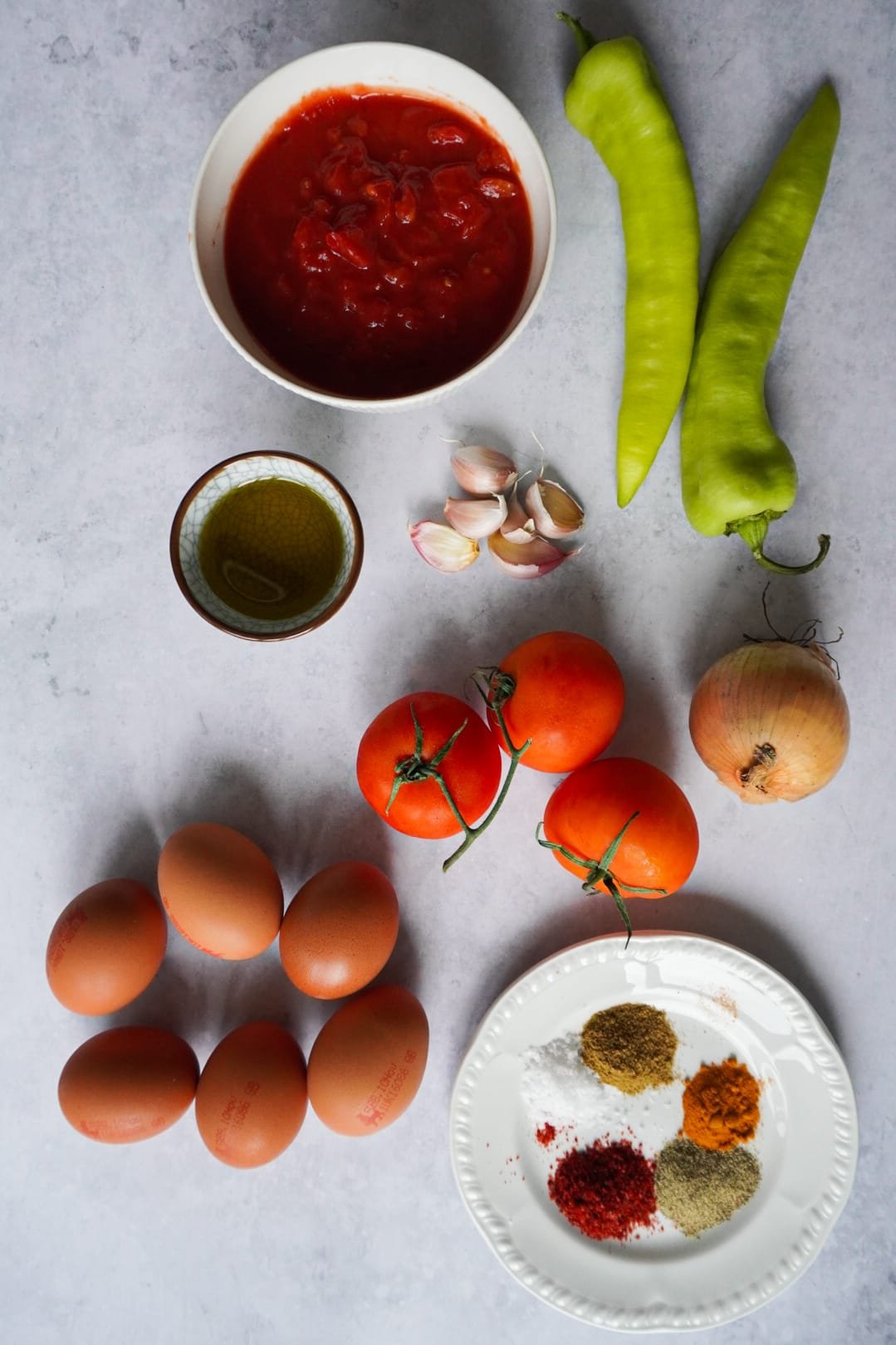 The ingredients you need to make your very own shakshuka dish for your family.