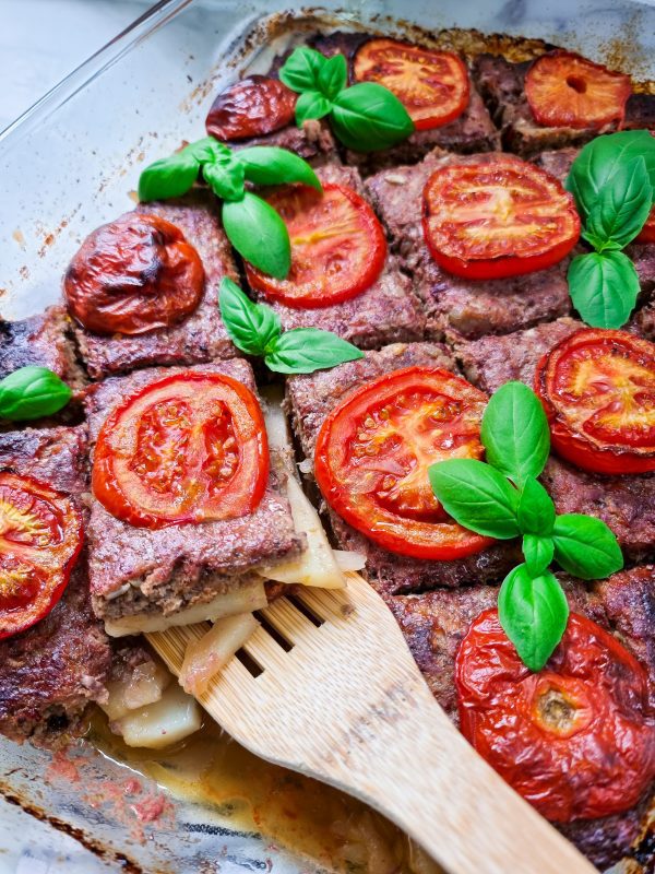 Lahm Bi Siniya Tray baked Kofta PEANUTSWIRLS