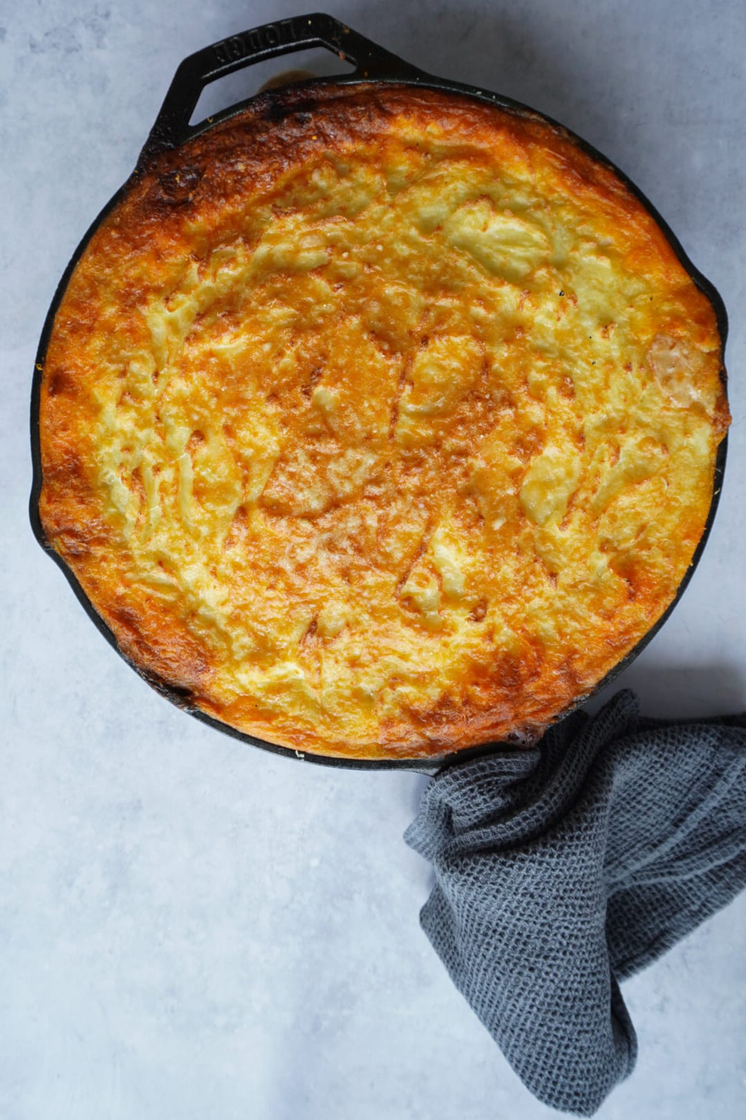 The taste of a Classic English Shepherds Pie in such a quick and easy recipe ready to satisfy family and friends.