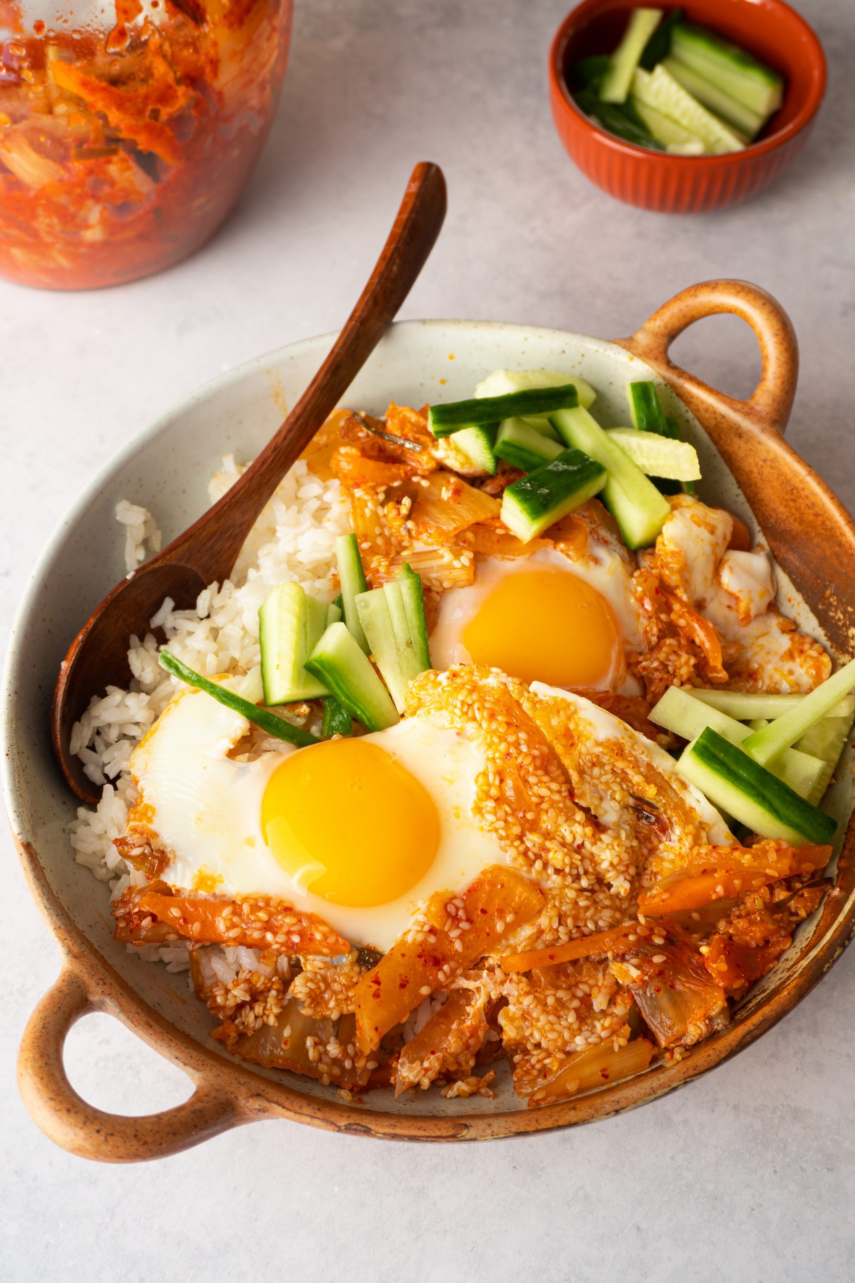 Kimchi Fried Eggs With Rice - PEANUTSWIRLS