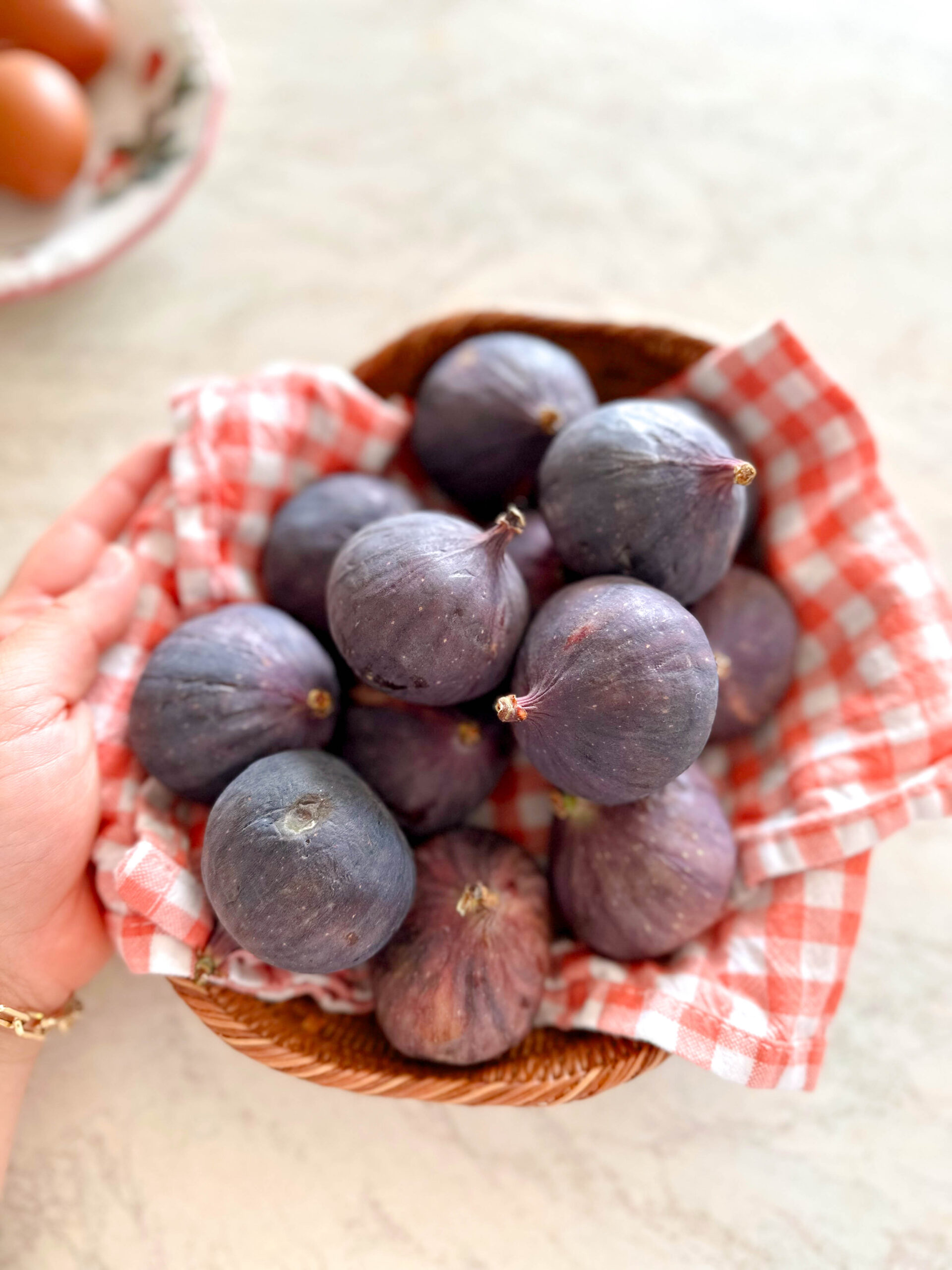 A handful of enticing looking figs ready to be used in the fig and almond cake 